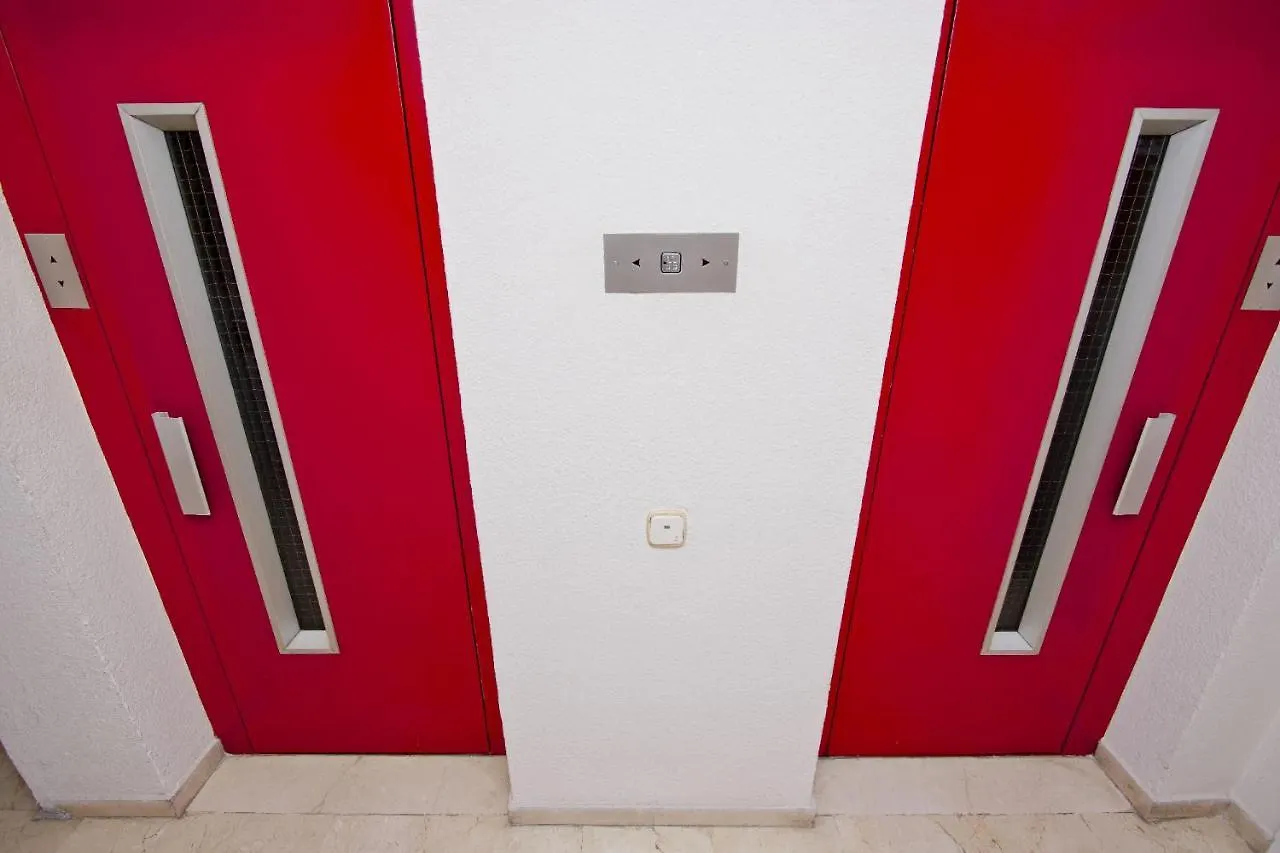 Guest house Barcelona City North Hostal