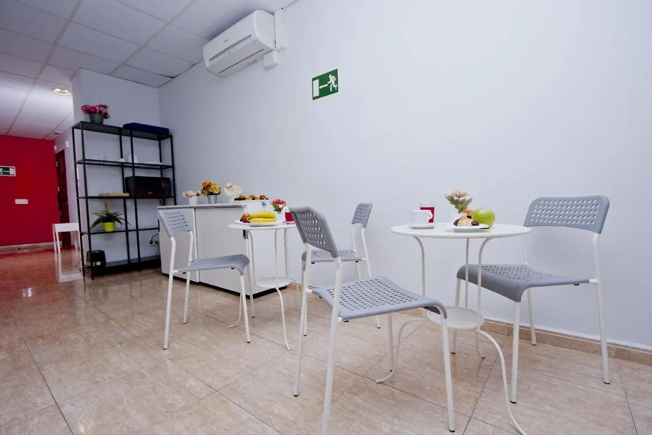 Гостевой дом Barcelona City North Hostal